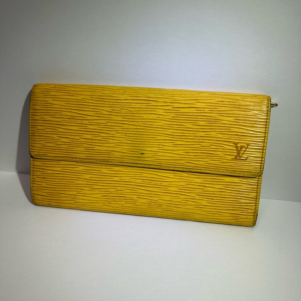 Louis Vuitton Long Porte Feuille Sarah Yellow Epi Wallet